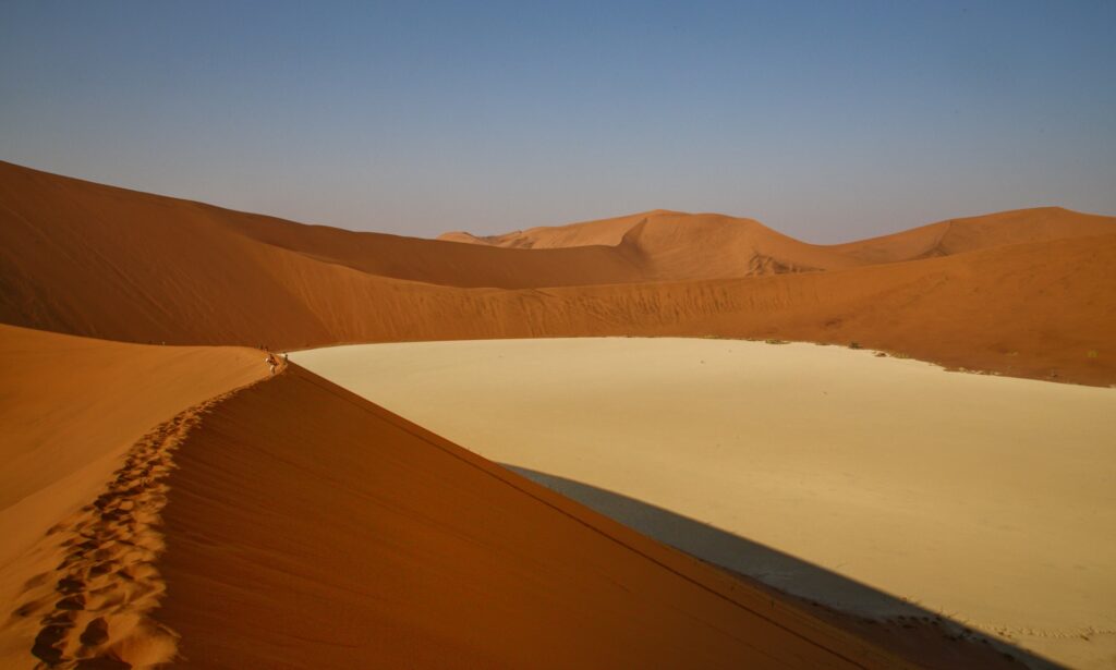 dunes surplombant le Deadvlei